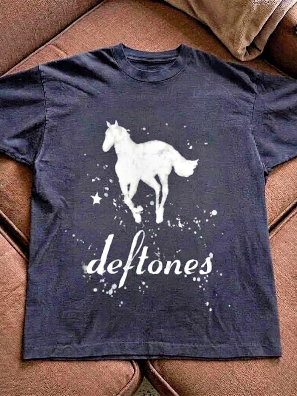 Gildan shirt, Deftones White Pony Album T-Shirt Black Graphic Tee